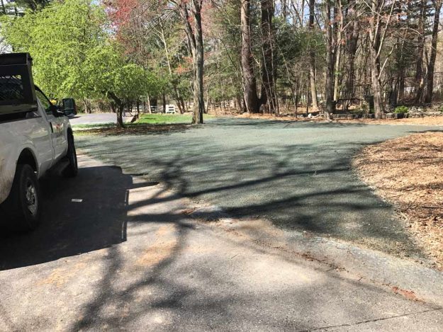 Reliable landscaper near Derry NH for residential lawn renovation.