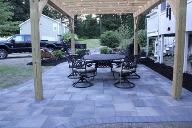 Reliable landscaper near Derry NH for residential patio installation.