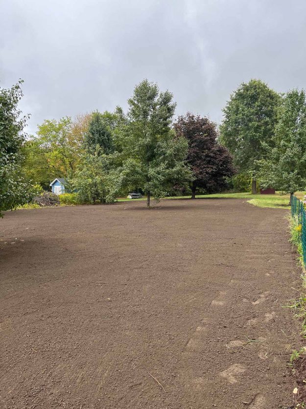 Reliable landscaper near Derry NH for residential lawn renovation.