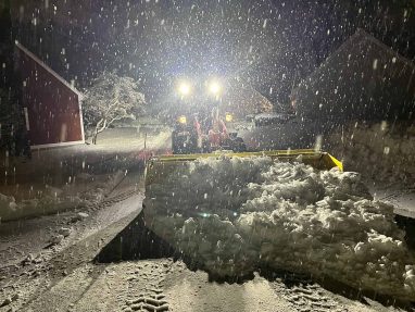 Reliable landscaper near Manchester NH for commercial snow removal