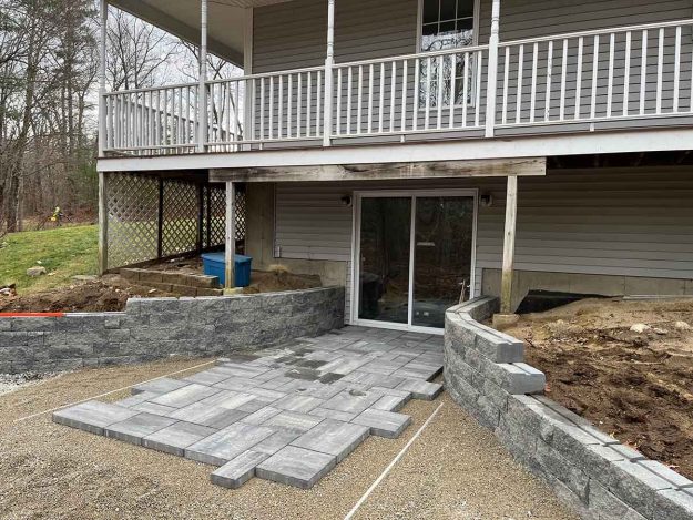 Reliable landscaper near Salem NH for residential patio retaining wall renovation.